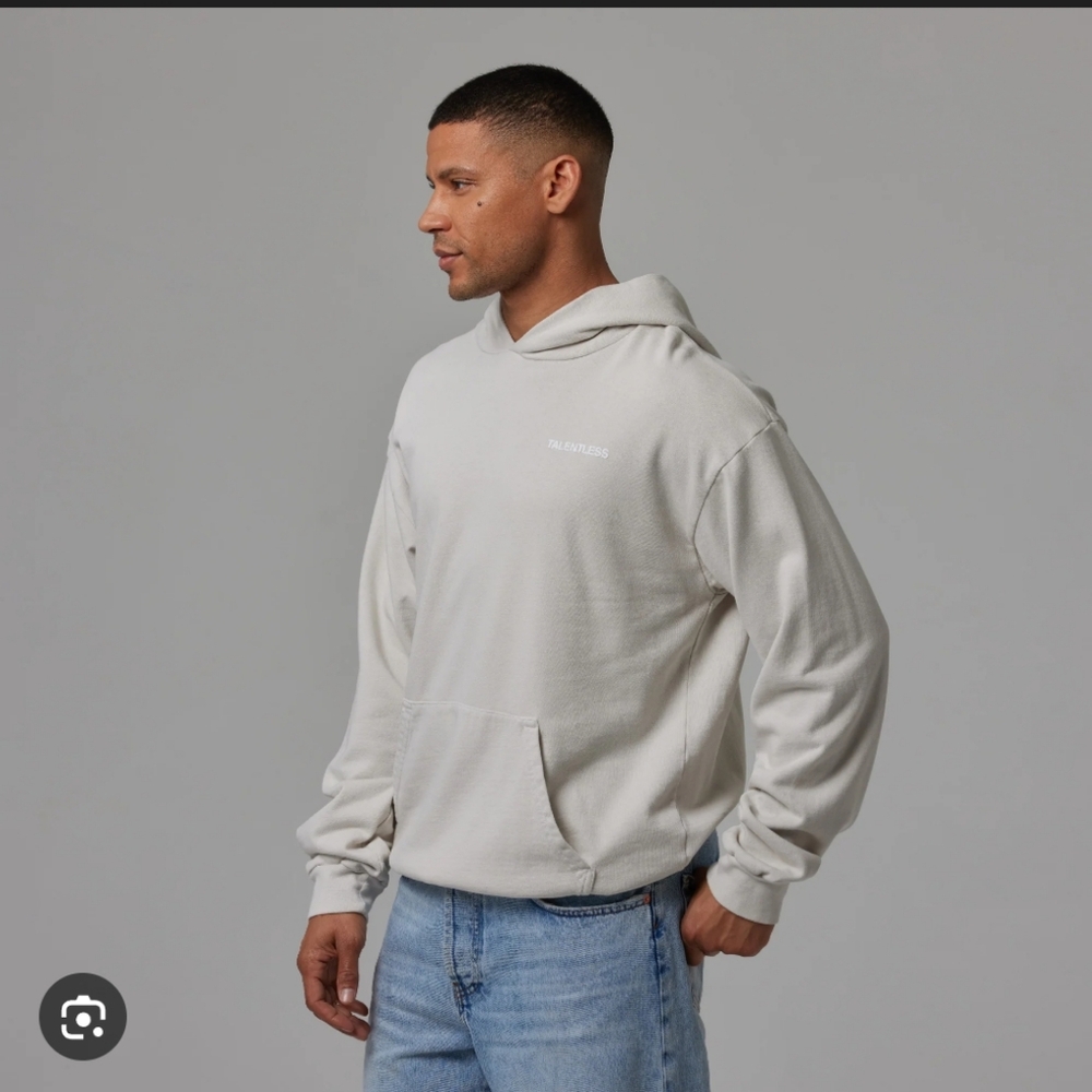 Talentless‎ Men's Lightweight Hoodie Size L